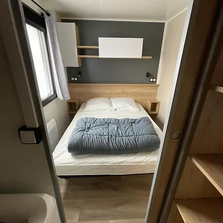 Mh 314 Grand 3 Et 1 Salle De Bain Dans 4 Etoiles * サン・ジュリアン・アン・ボルヌ