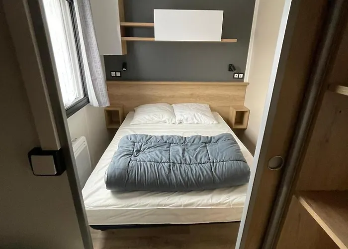 Mh 314 Grand 3 Et 1 Salle De Bain Dans 4 Etoiles * サン・ジュリアン・アン・ボルヌ